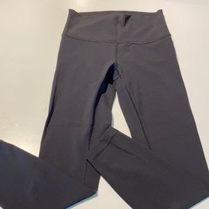 Lululemon wunder under leggings. Luxtreme fabric